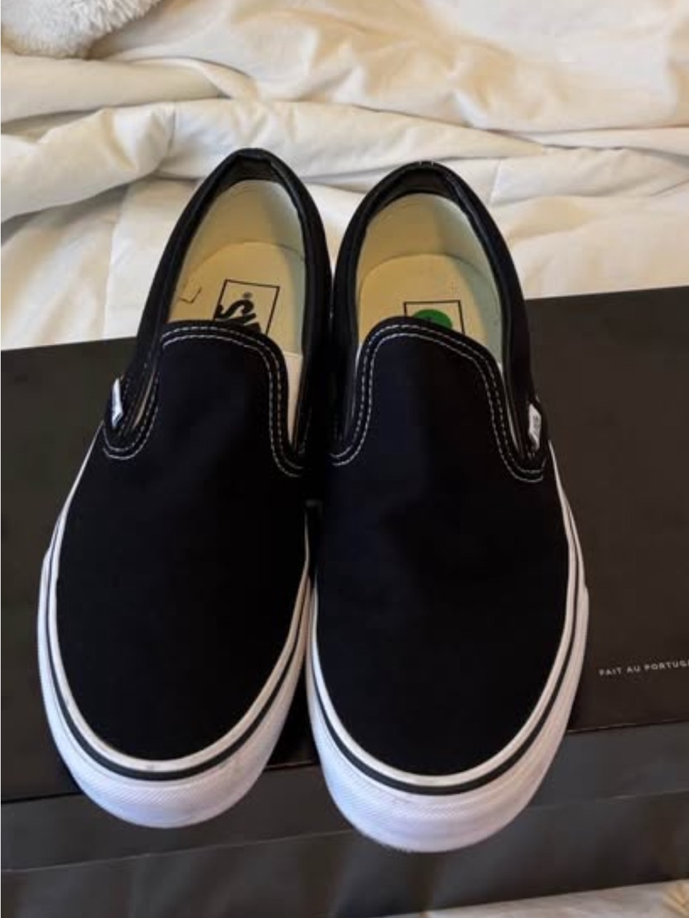 Vans Classic Slip-On Shoes - Black - Picture 7 of 9